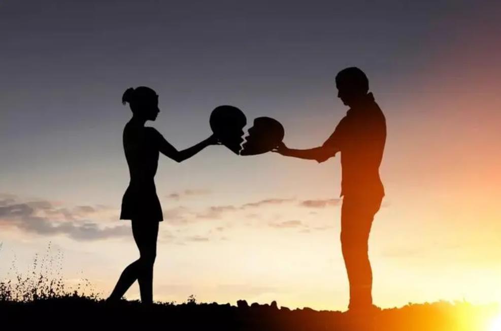 分居后与他人同居算重婚罪吗？上海有名的离婚律师